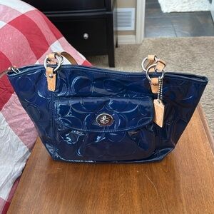 Coach 1941 Shoulder Bag in Navy Blue Patent Leather